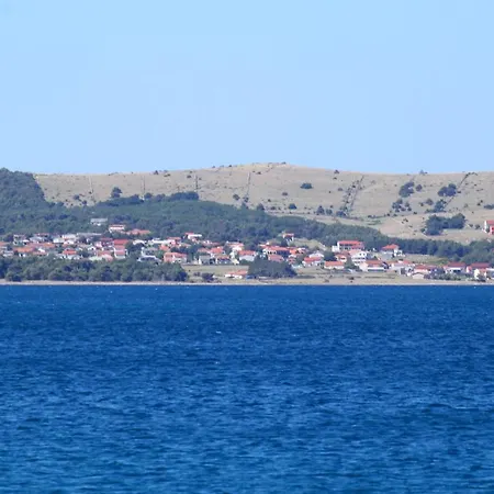 By The Sea - 19112 Apartment